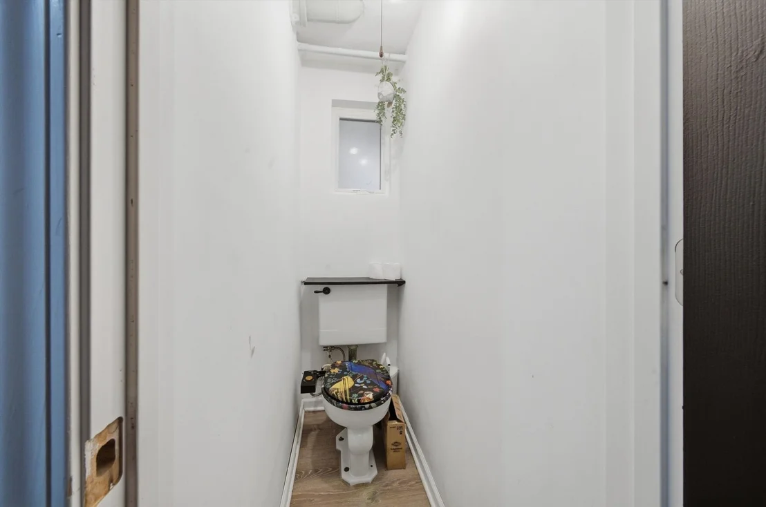 Photo of 390 Bartram Road
