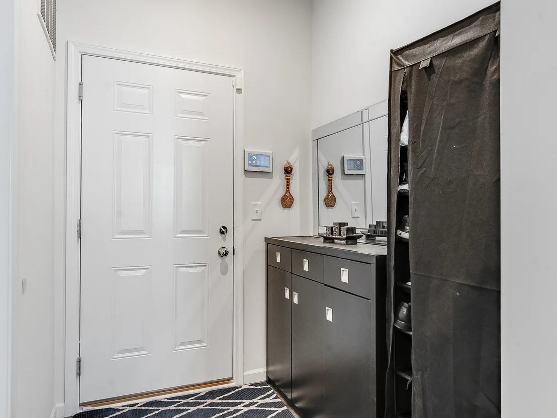 Photo of 2552 Weatherbee Lane