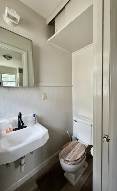 Photo of 914 W Maple Street