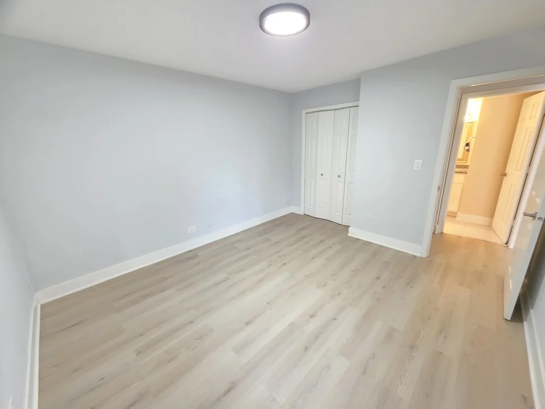 Photo of Unit A at 1950 Kenilworth Circle