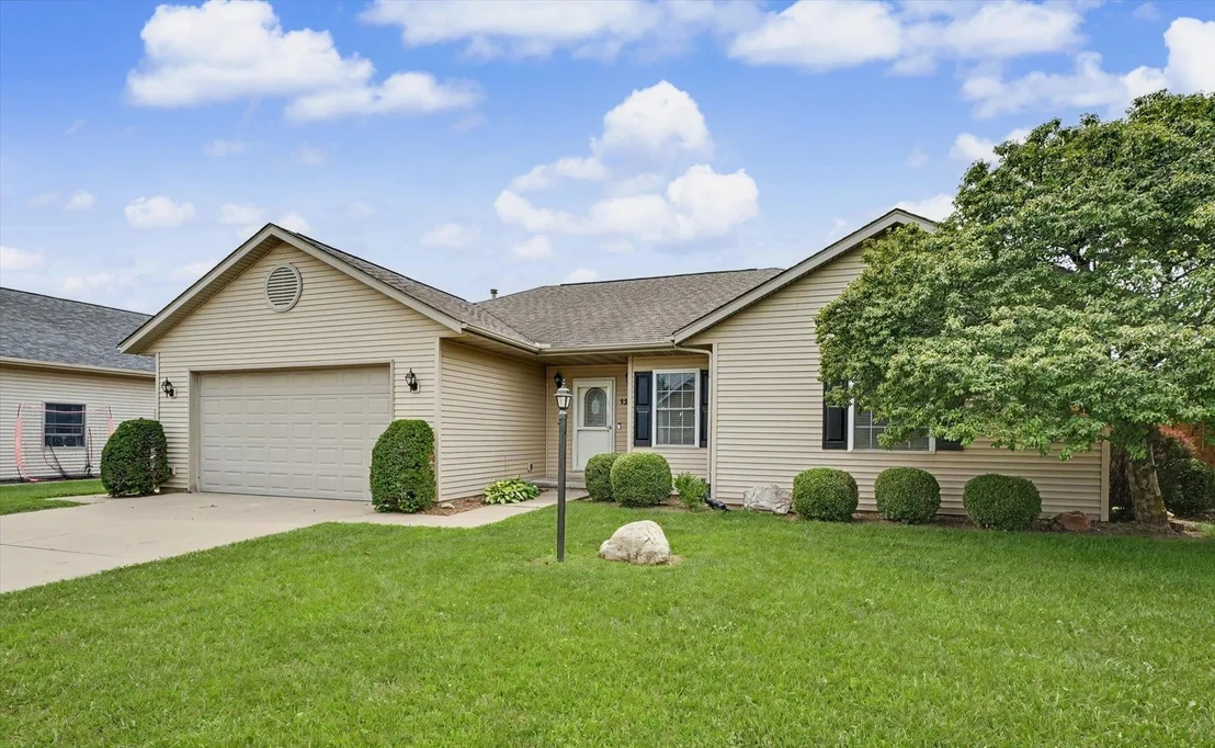 Photo of 1203 EDGEVIEW Drive
