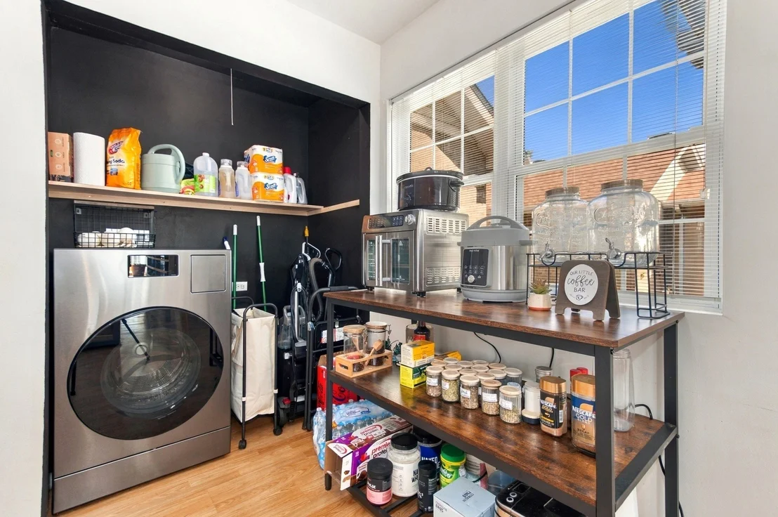 Photo of 4326 River Glen Drive