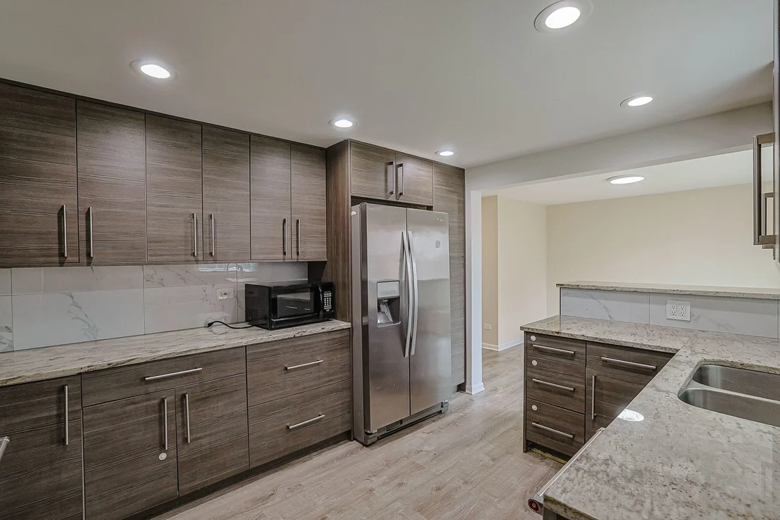Photo of 9249 BARBERRY Lane