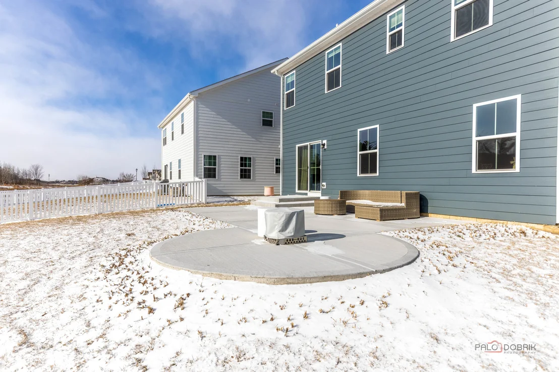 Photo of 1277 jones Road