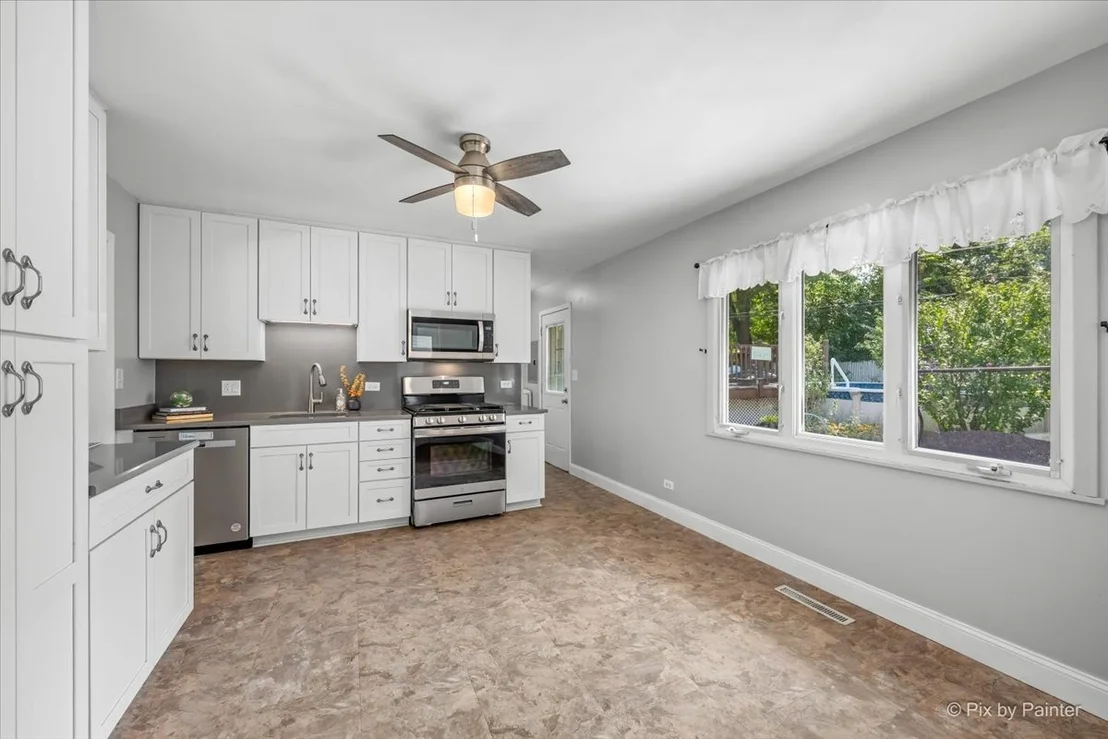 Photo of 303 Mark Avenue