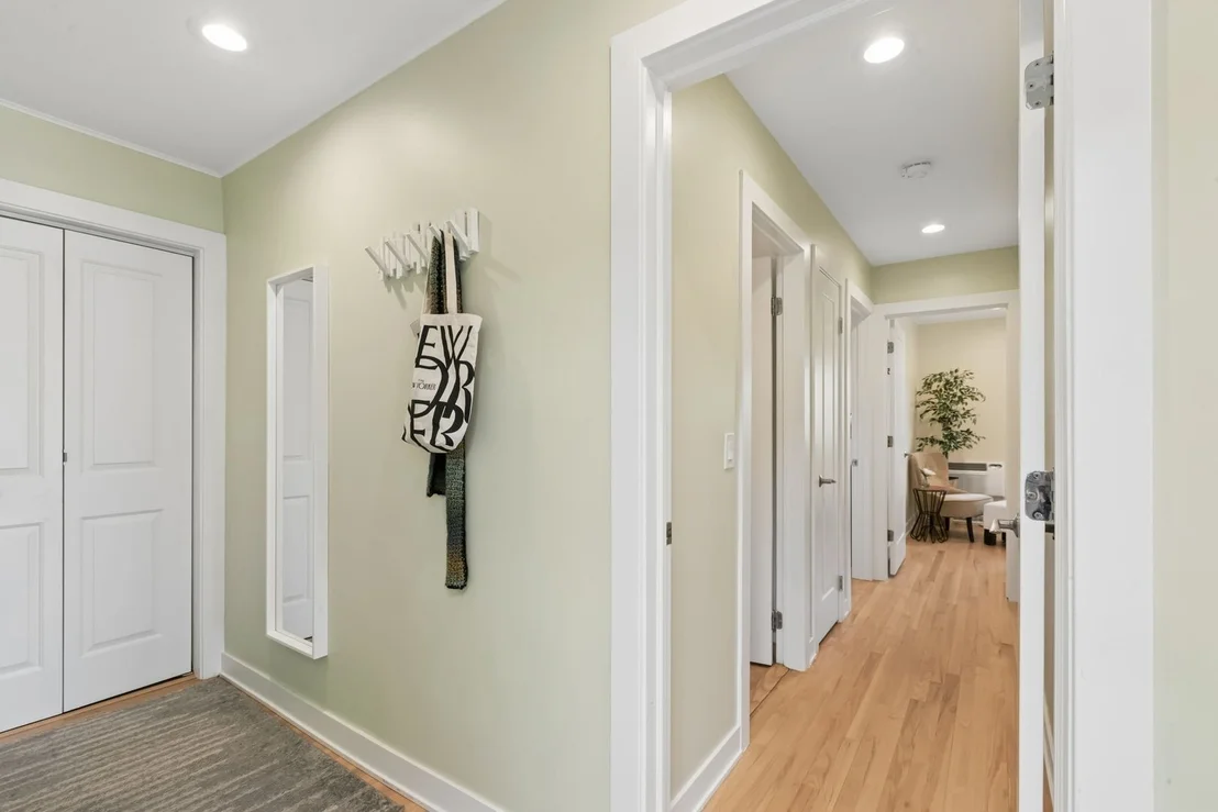 Photo of Unit 5D at 1333 Maple Avenue