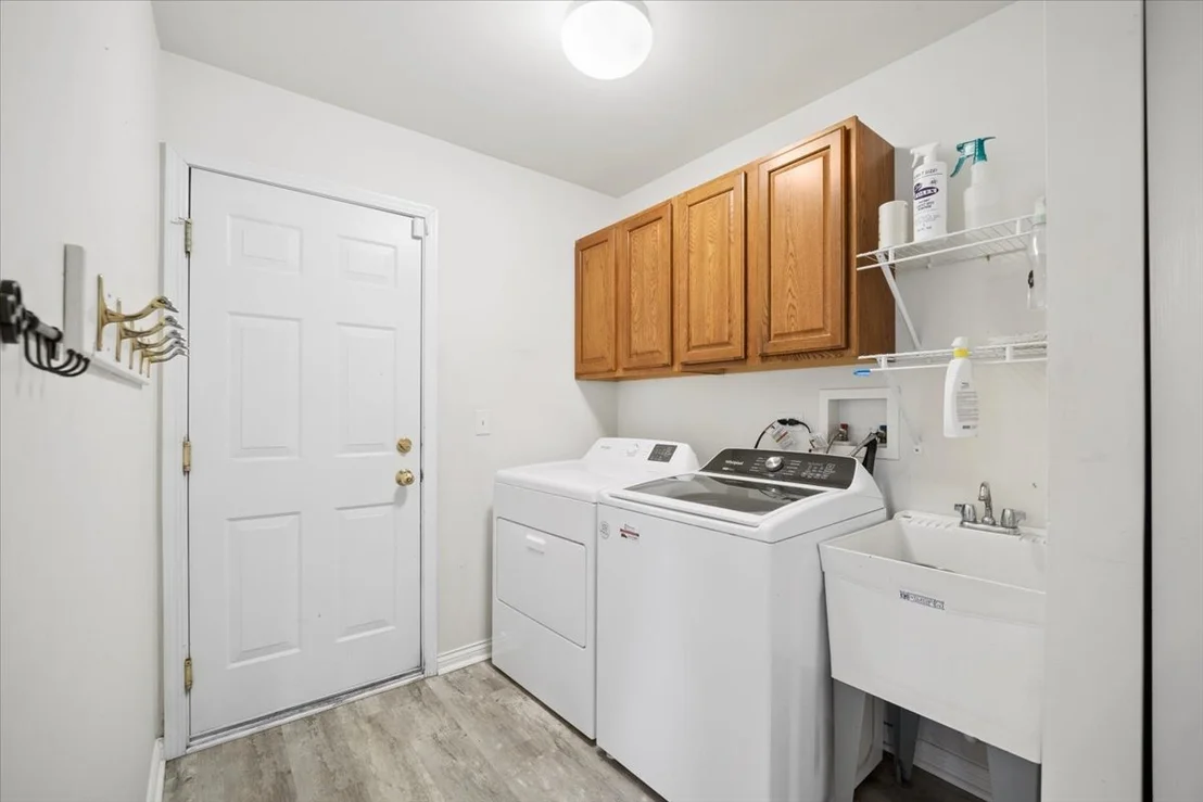 Photo of 332 Red Rock Lane
