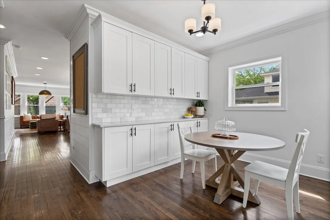 Photo of 3638 HARRISON Avenue