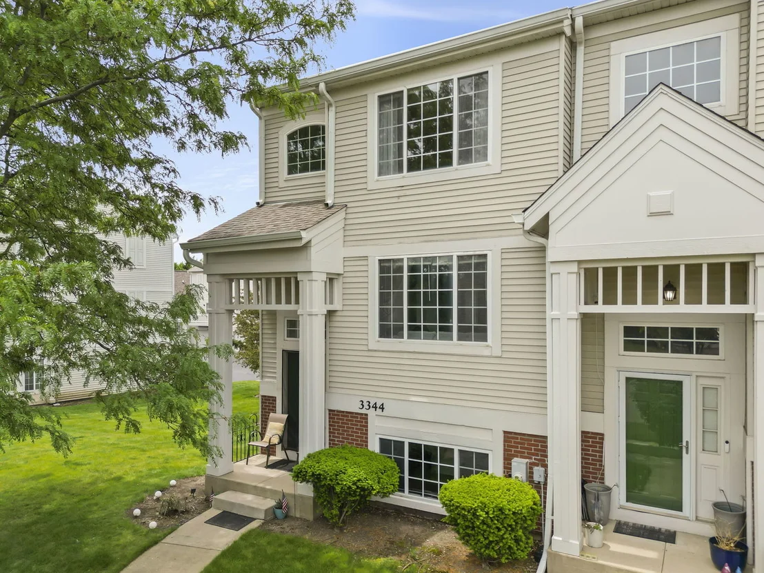 Photo of 3344 Ravinia Circle