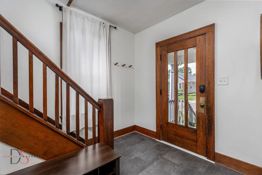 Photo of 130 Riverview Drive