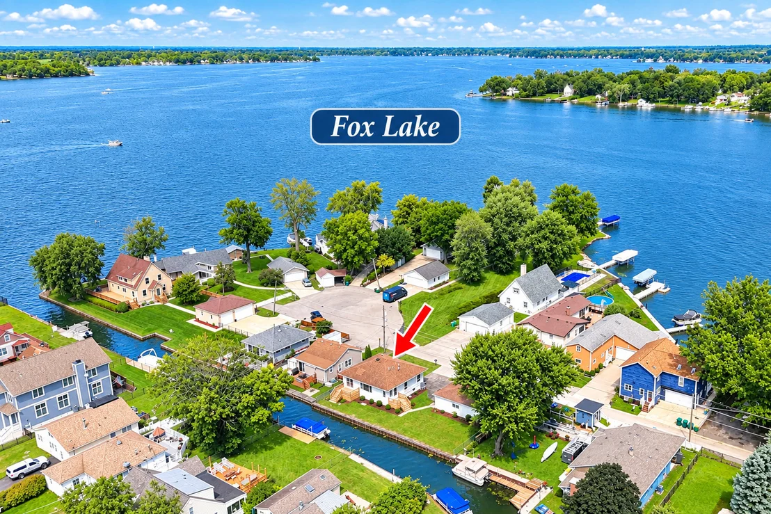 Photo of 28 Lakeside Lane