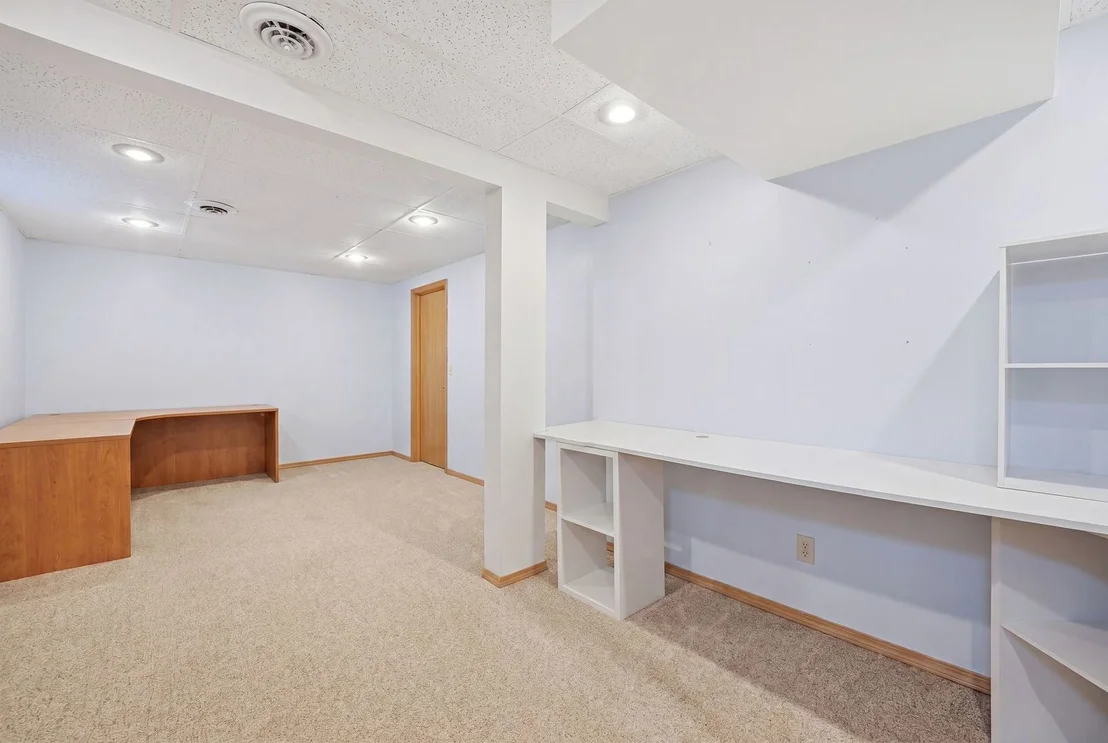 Photo of 5708 Pierce Lane