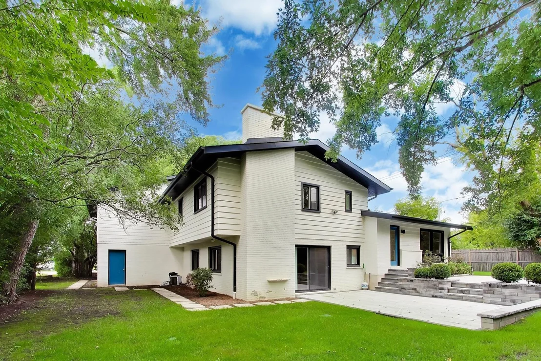 Photo of 1005 FORESTWAY Drive