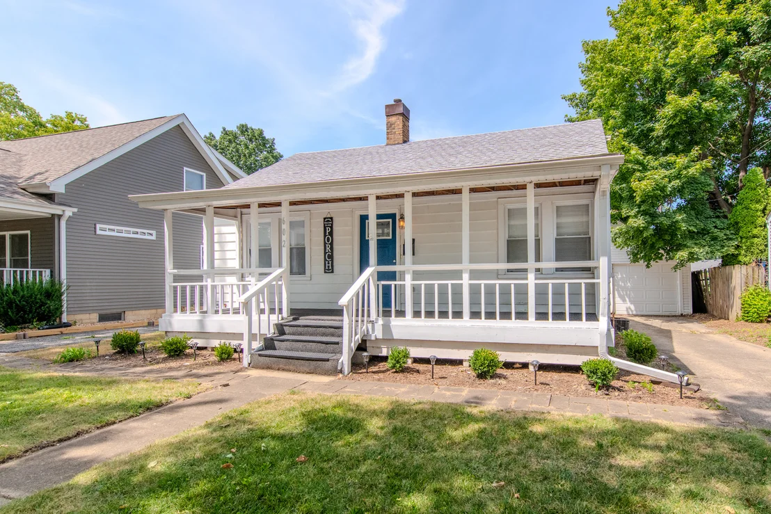 Photo of 602 Armstrong Street