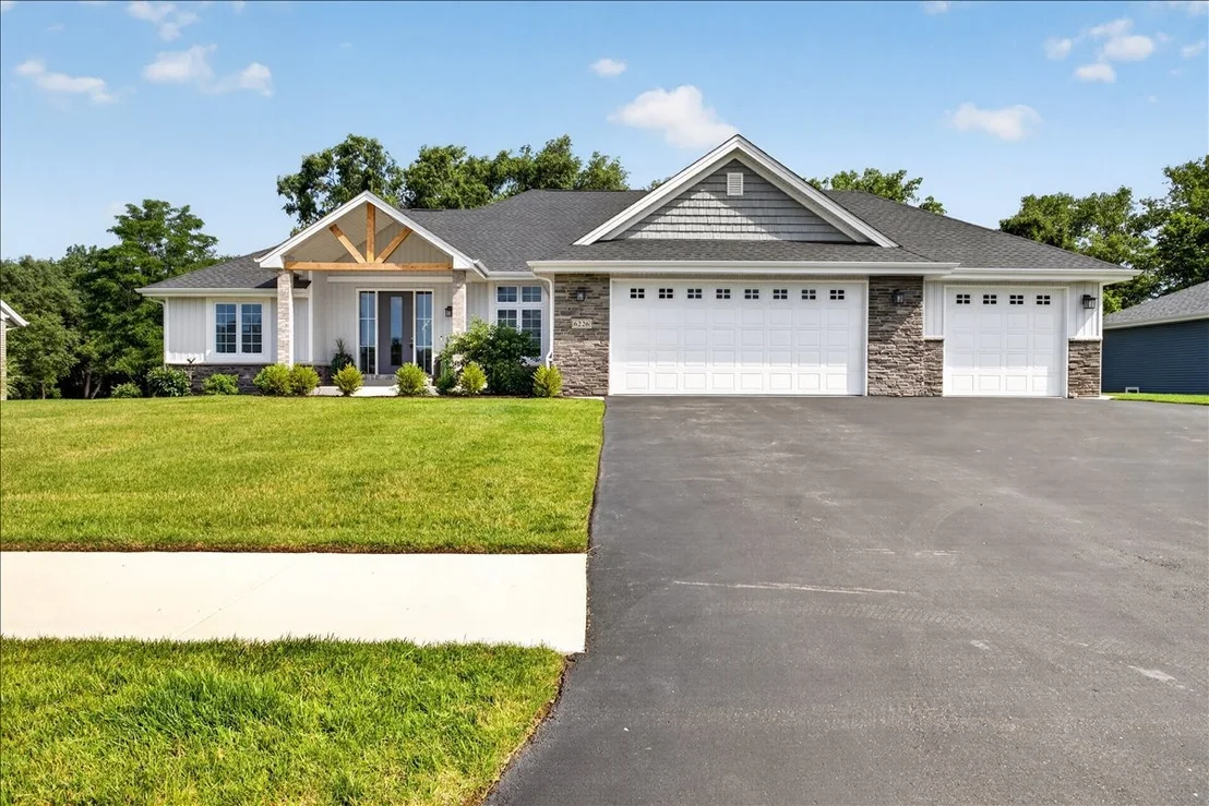 Photo of 6226 Hathaway Trail