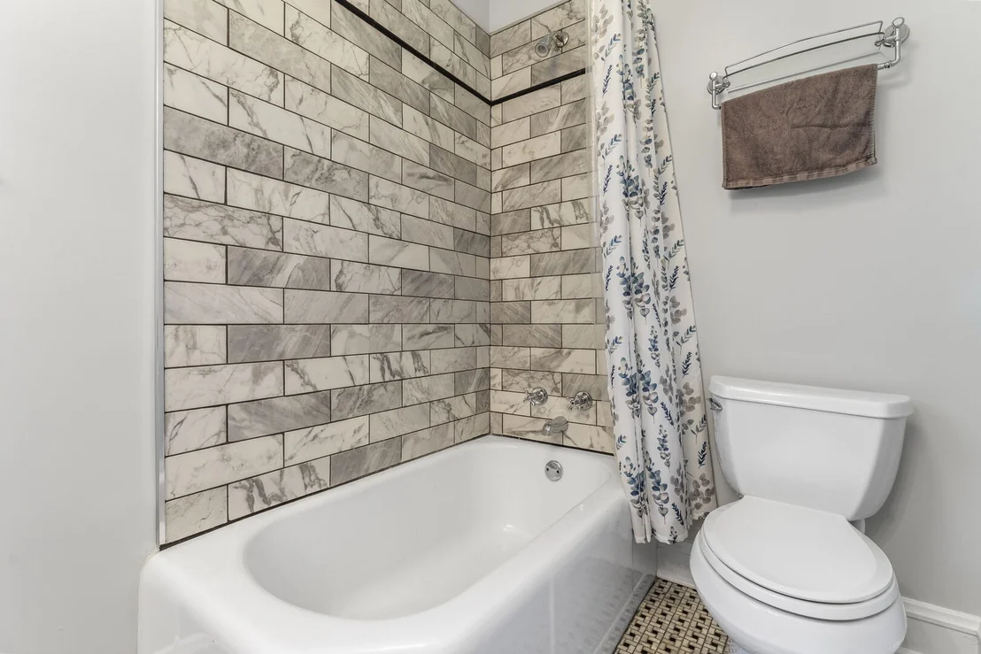 Photo of 166 Akenside Road