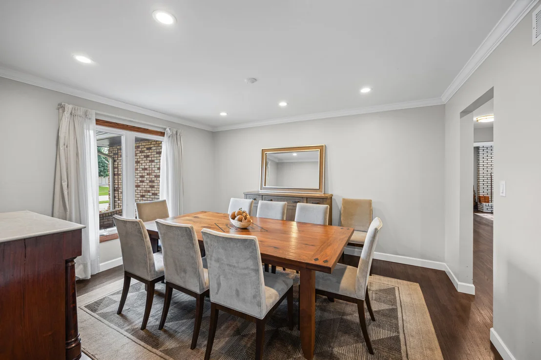Photo of 412 Stratford Lane
