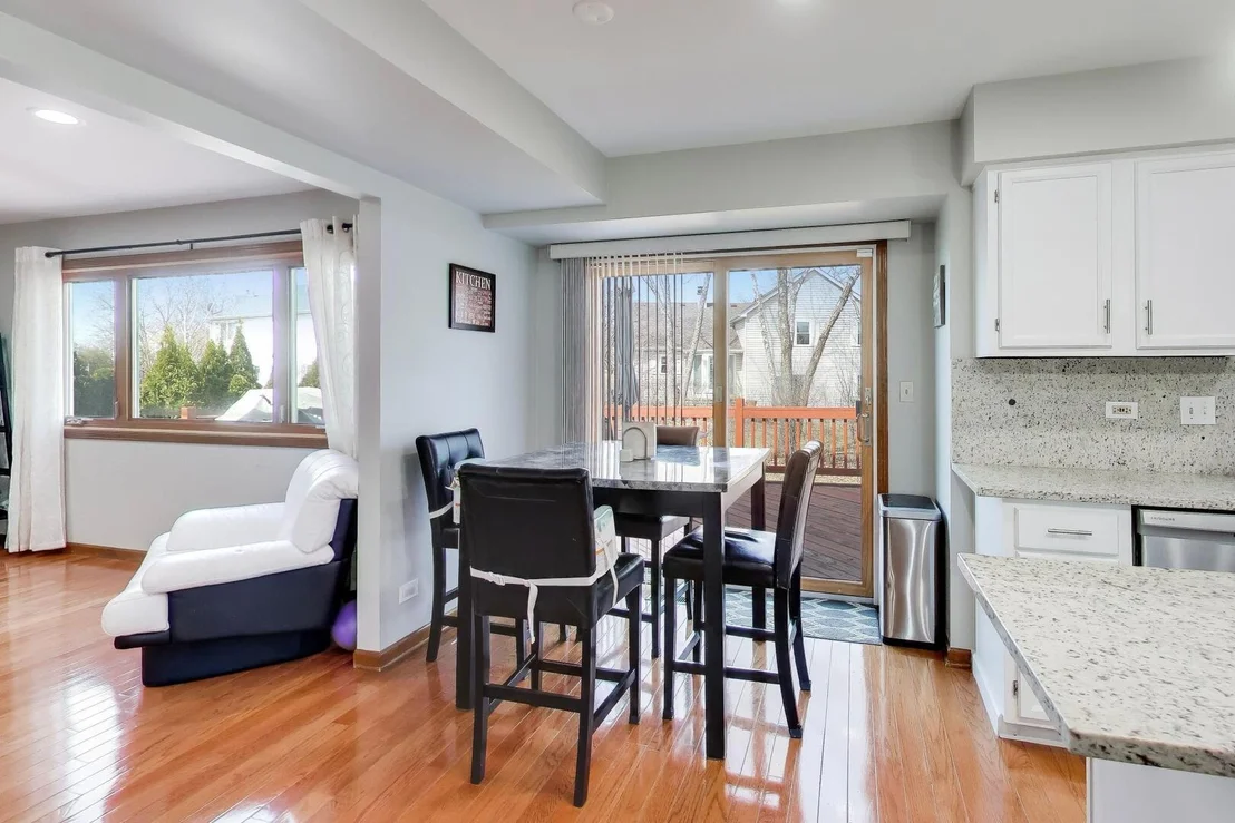 Photo of 1075 Longford Road