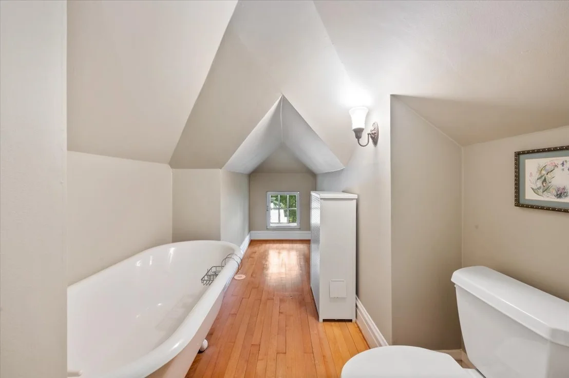 Photo of 2855 Sheridan Place
