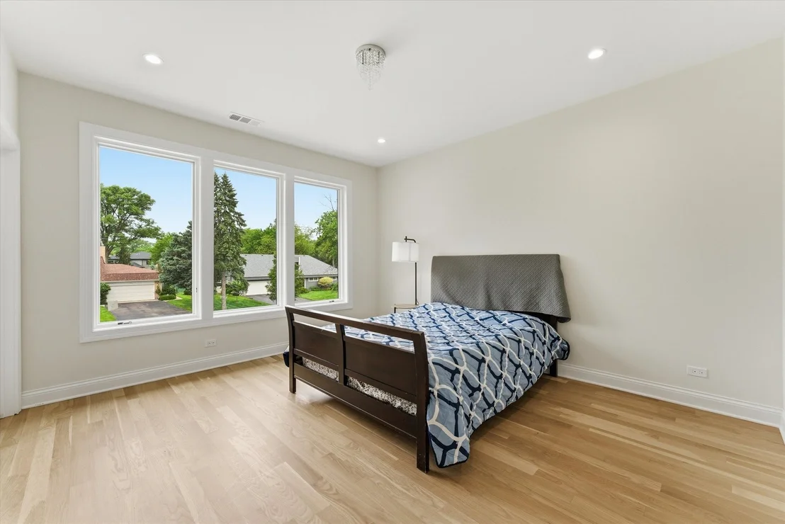 Photo of 901 Elmdale Road