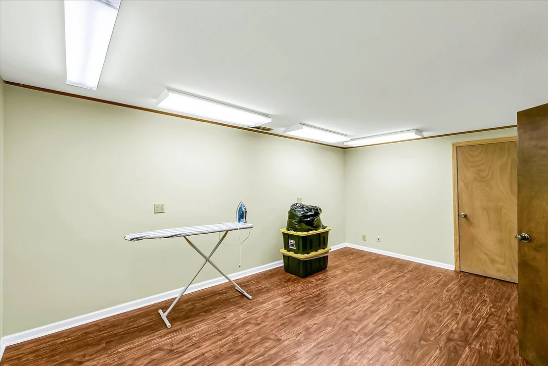 Photo of 4111 Farhills Drive