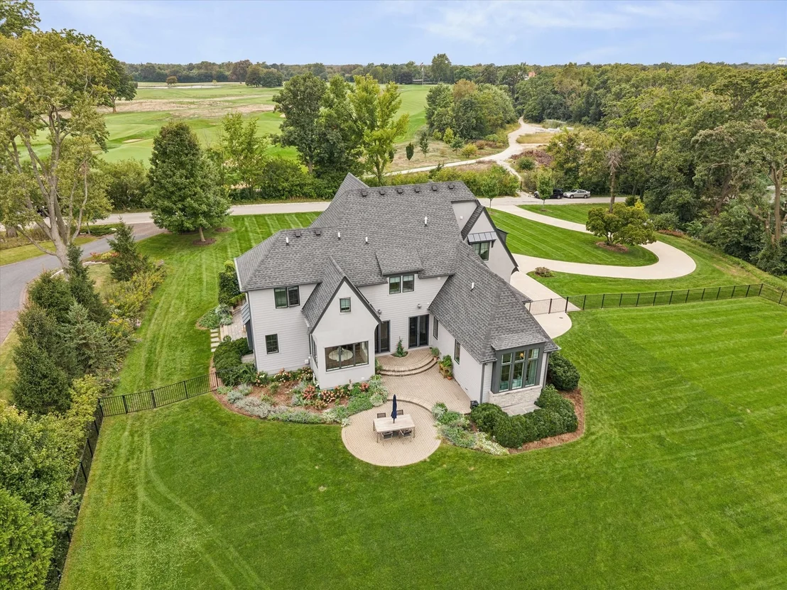 Photo of 1561 Hawthorne Lane