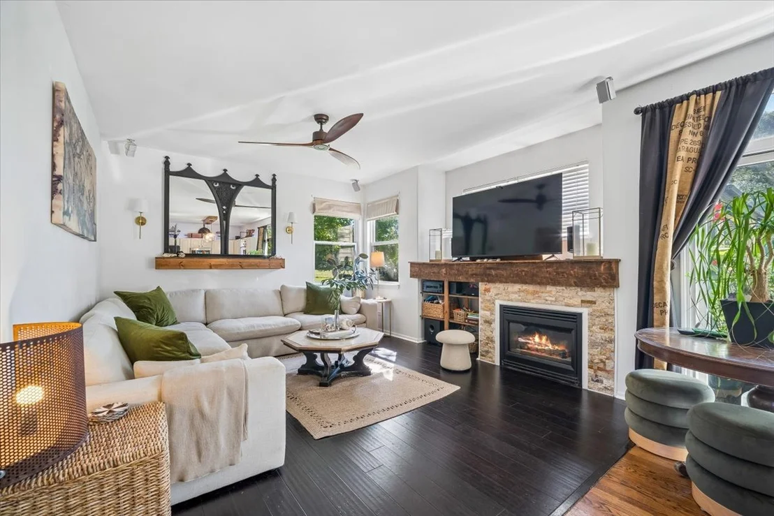 Photo of 2103 Olde Mill Lane