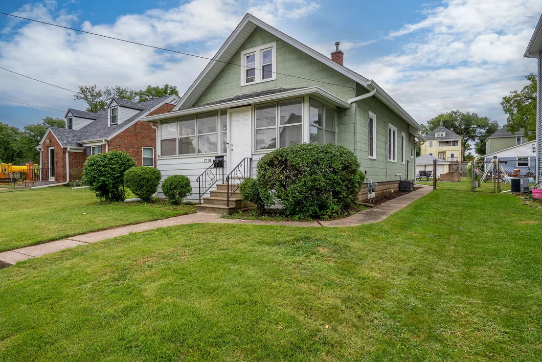 Photo of 1718 13th Avenue