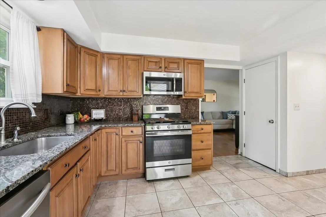 Photo of 115 WINDJAMMER Lane