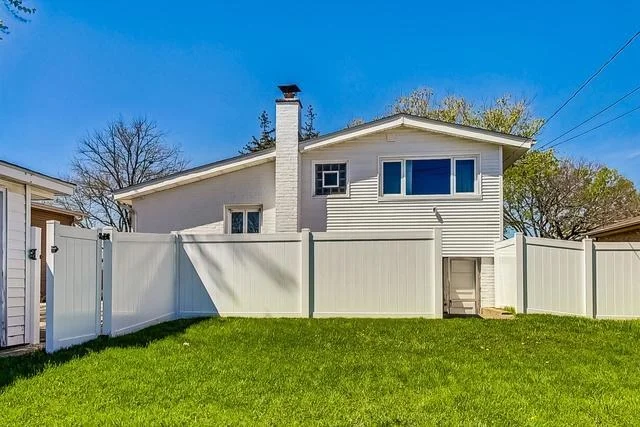 Photo of 509 N Willow Road