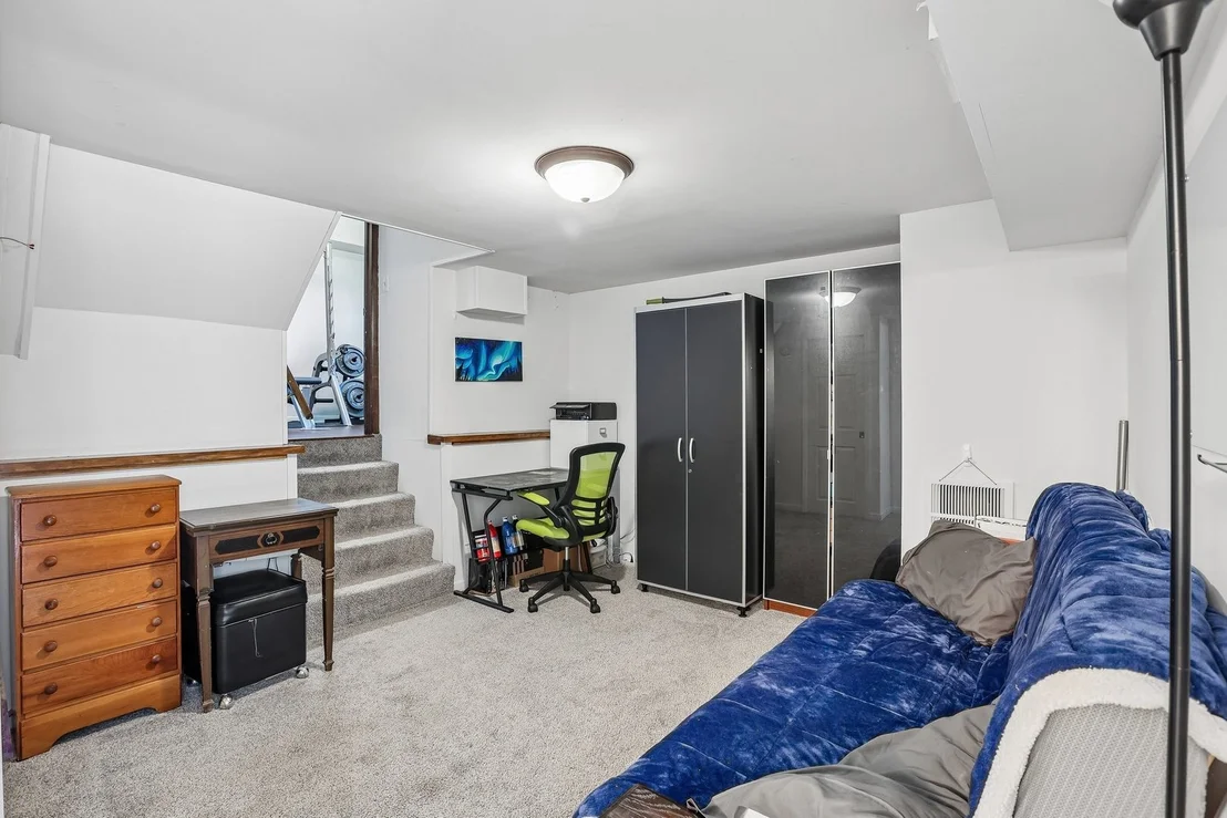 Photo of 523 Maplewood Drive