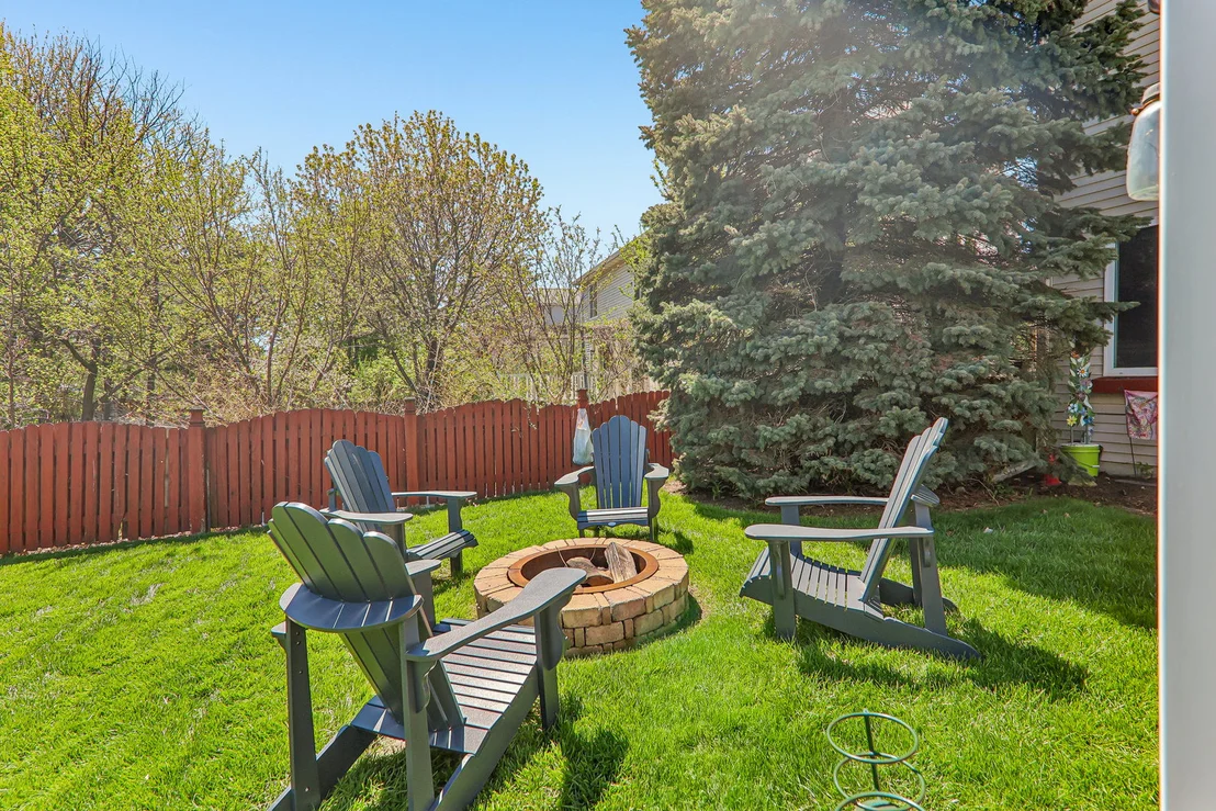 Photo of 806 Meadowridge Drive