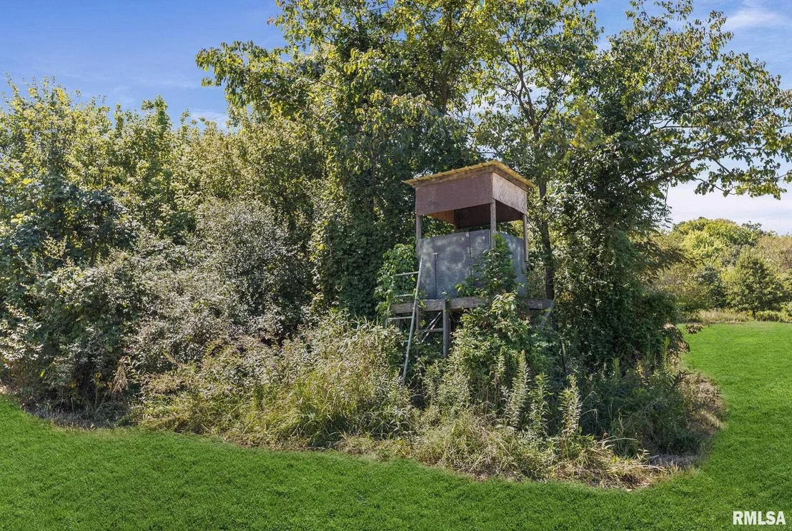 Photo of 520 DEERFIELD Road