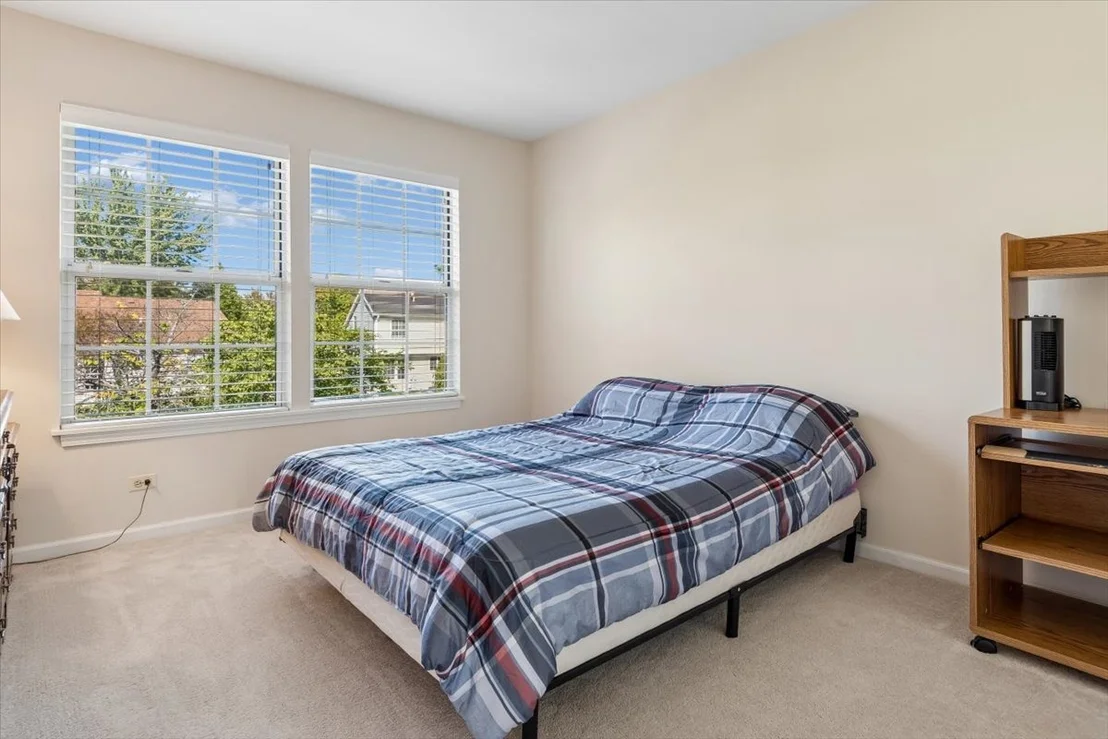 Photo of 925 Brompton Circle