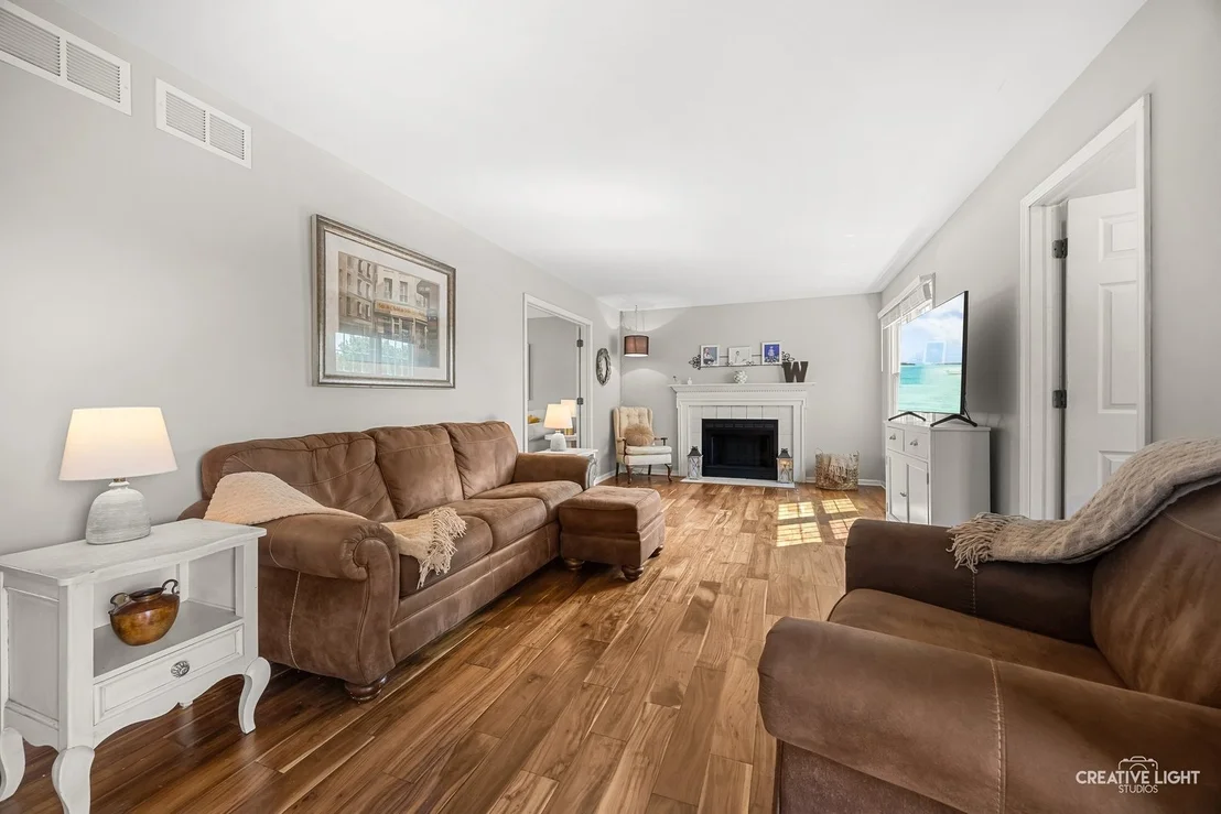 Photo of 2303 Riverside Drive