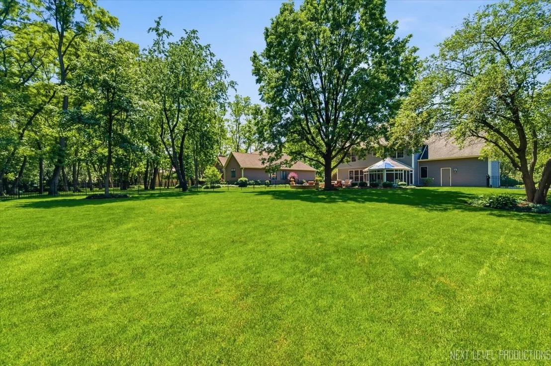 Photo of 990 Pinecrest Drive