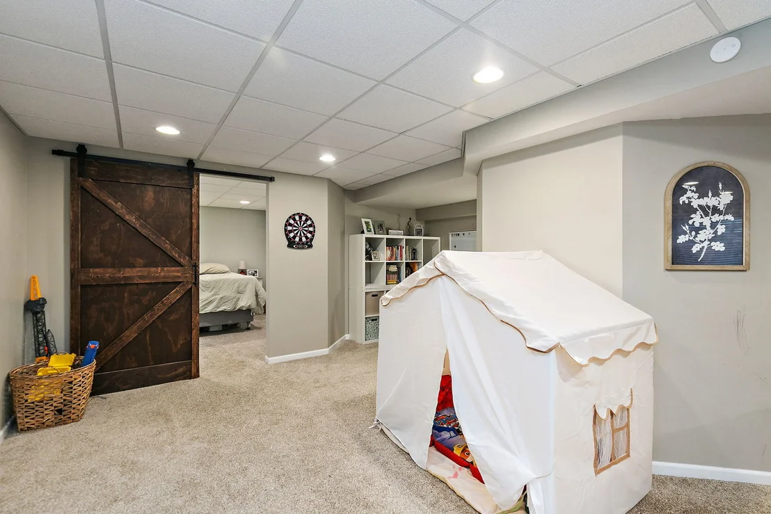 Photo of 859 Dover Street