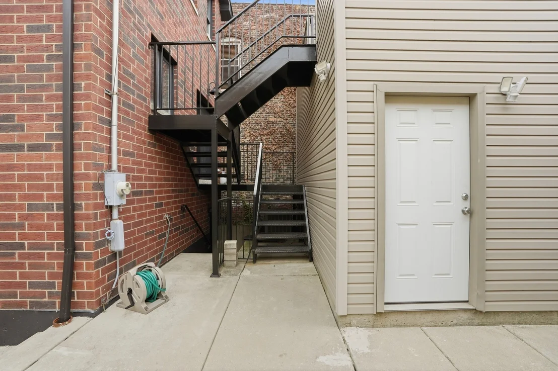 Photo of 345 W 29th Place