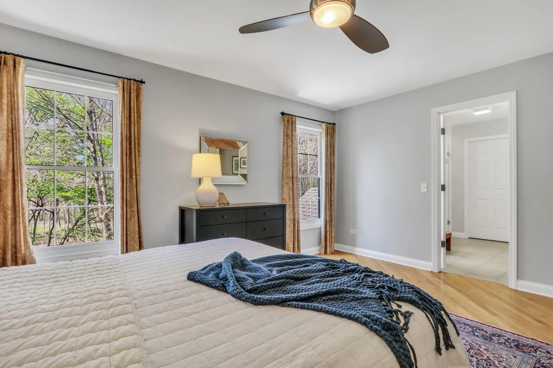 Photo of 983 Mount Vernon Drive