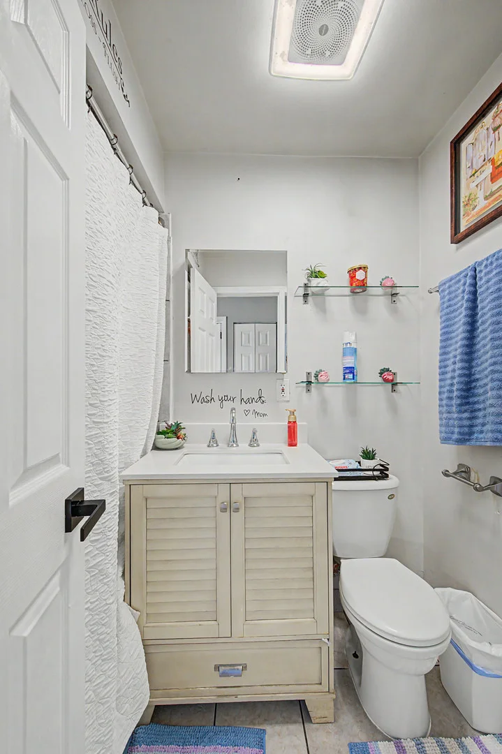 Photo of Unit A at 813 Valley Stream Drive