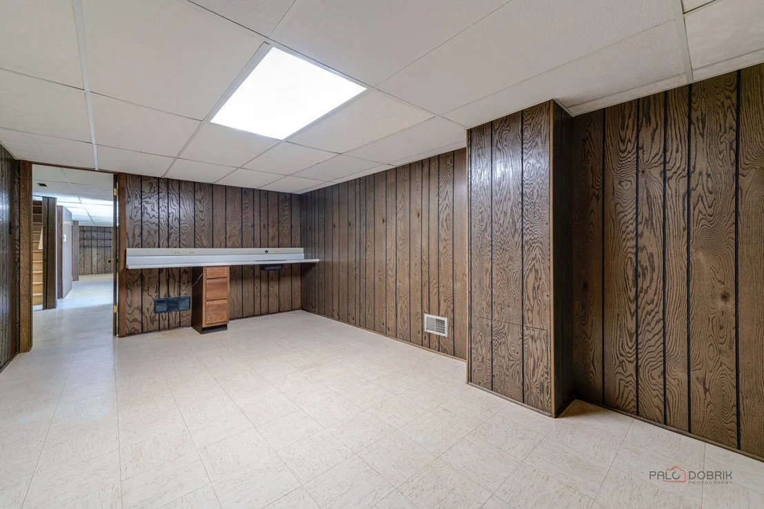 Photo of 255 Lee Road