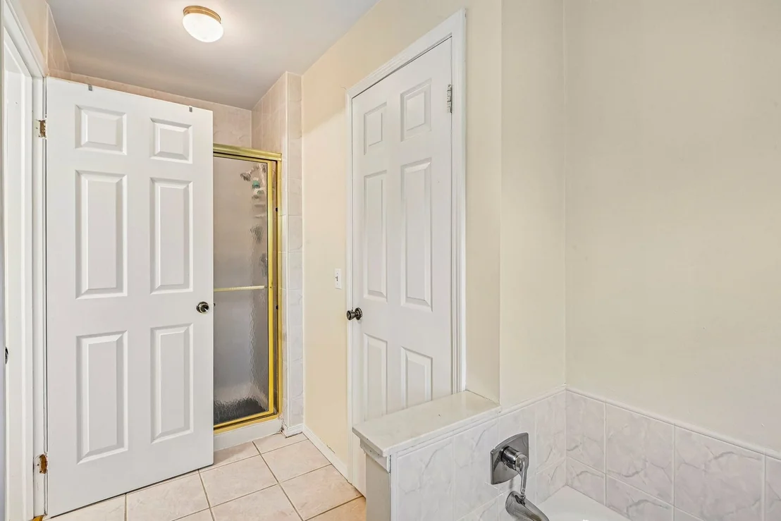 Photo of 214 Carmelhead Lane
