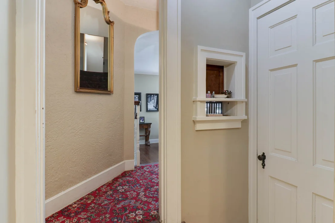 Photo of 1202 Elmwood Road
