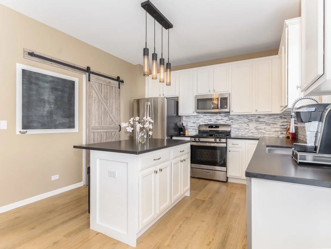 Photo of 25018 Armstrong Lane