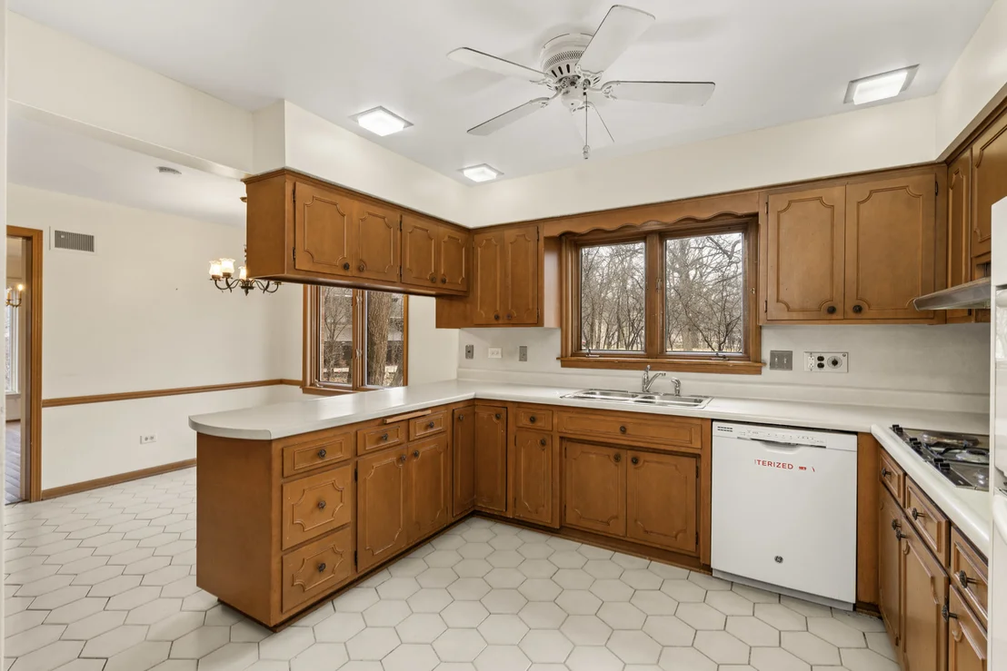 Photo of 30 Strauss Lane