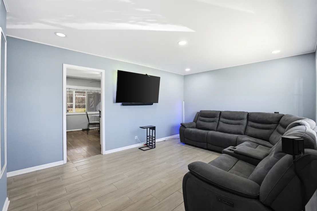 Photo of 205 Villa Road