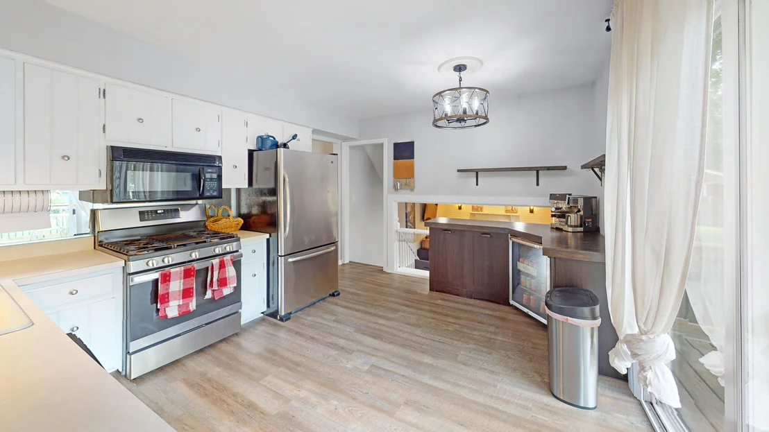 Photo of 11S556 Book Road