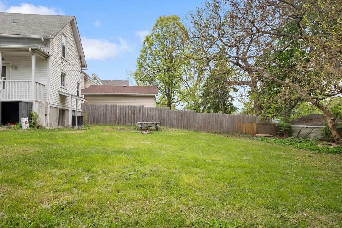 Photo of 447 Ashland Avenue