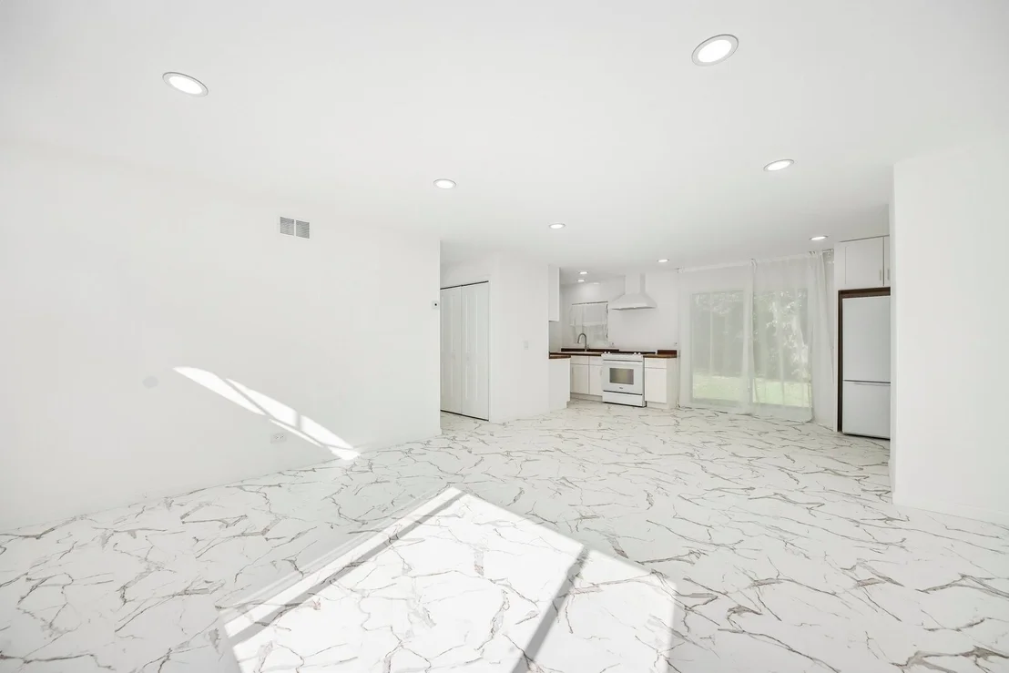 Photo of 2804 Old Oak Drive