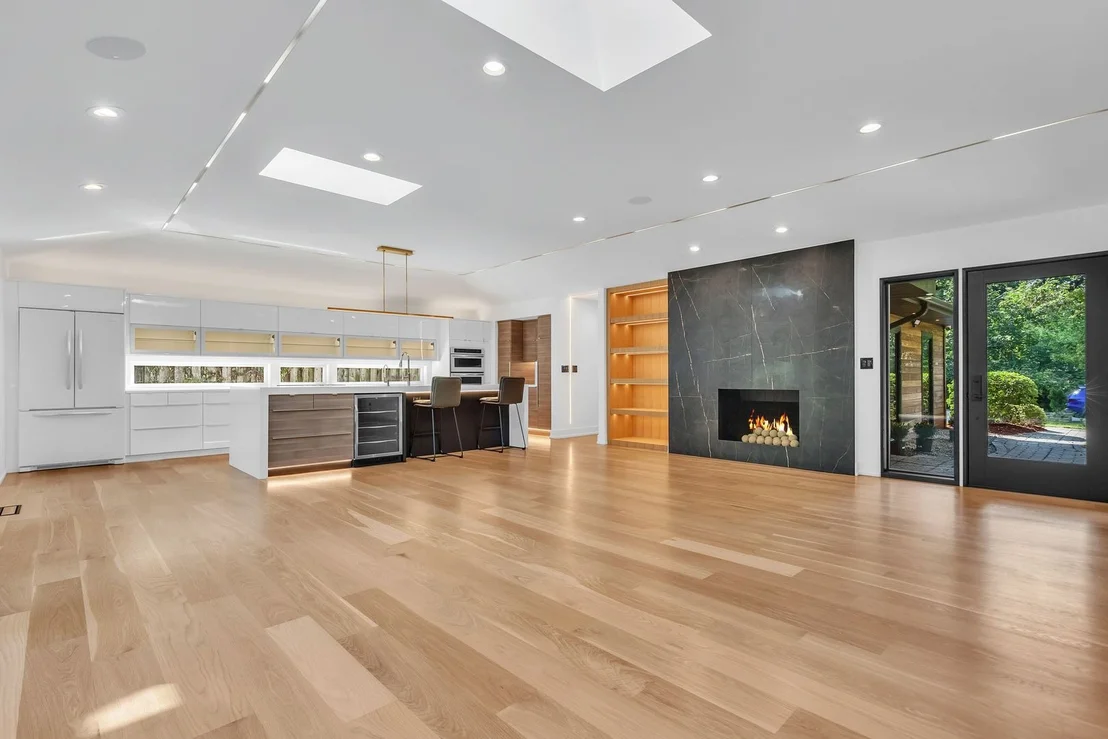 Photo of 623 Echo Lane